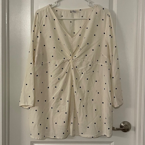 Old Navy maternity blouse, size XL - Picture 1 of 2